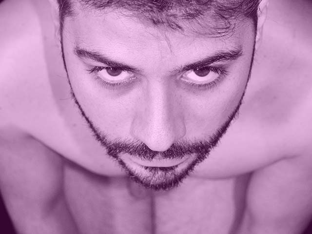 Extraños síntomas de locura, por Fernando López.